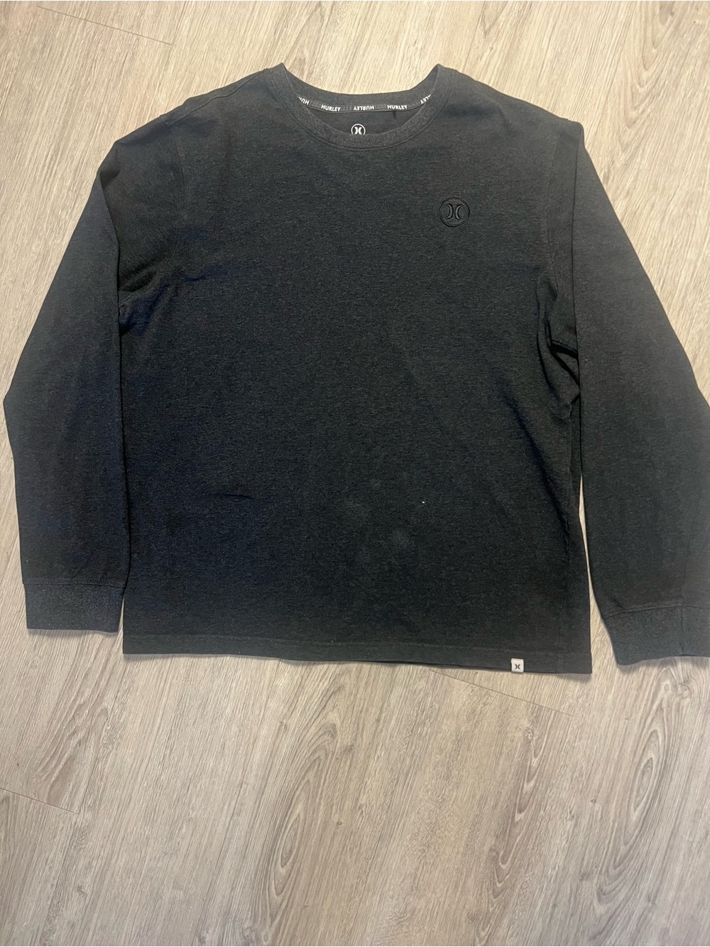 Hurley Black Long Sleeve Crew Tee | Surf Skate Y2K Minimalist